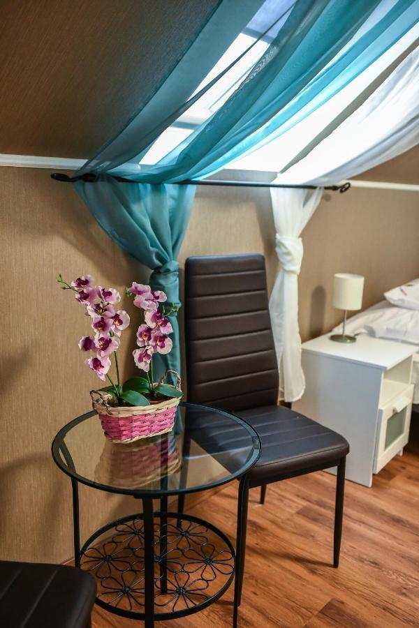 토코이 E-Vasko Panzio Borpince B&B 외부 사진