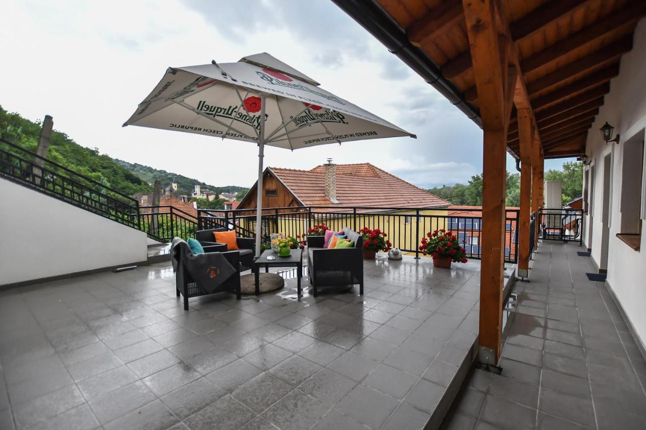 토코이 E-Vasko Panzio Borpince B&B 외부 사진