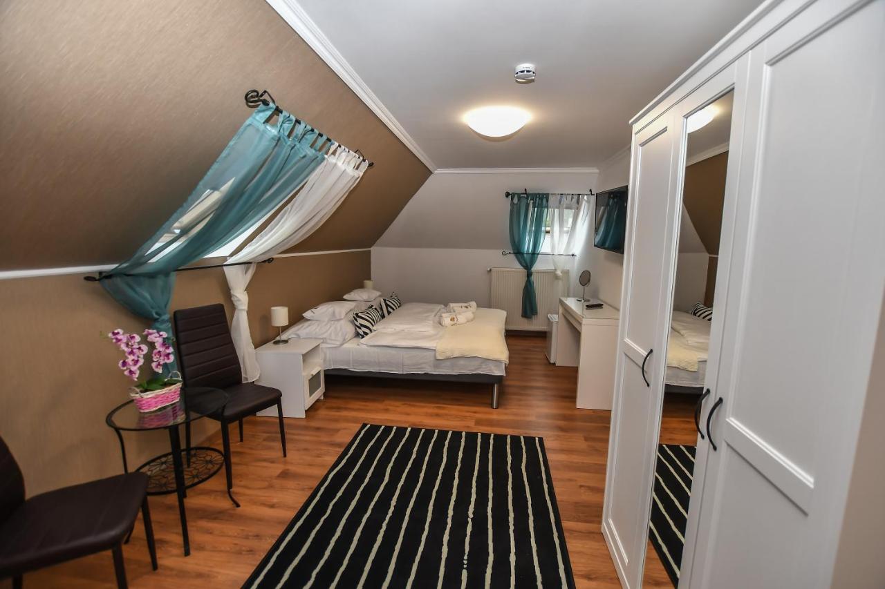 토코이 E-Vasko Panzio Borpince B&B 외부 사진