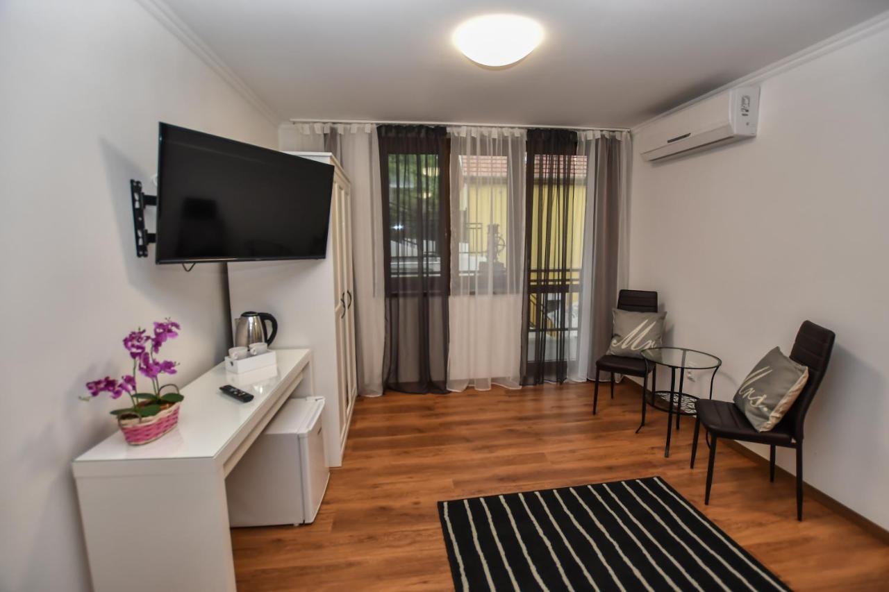 토코이 E-Vasko Panzio Borpince B&B 외부 사진