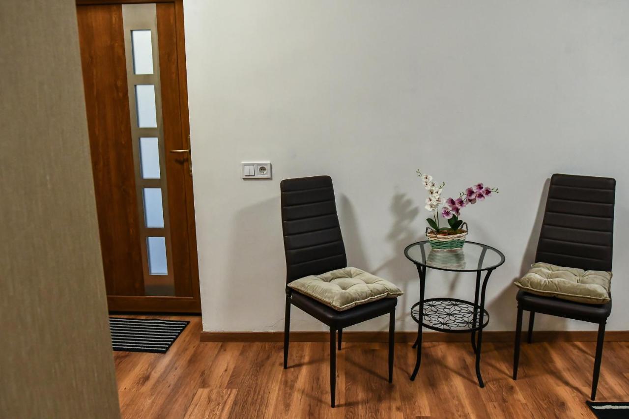 토코이 E-Vasko Panzio Borpince B&B 외부 사진